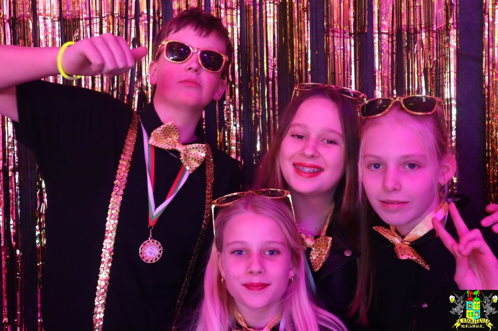 ../Images/Jeugd Opwarmbal Photobooth 176.jpg